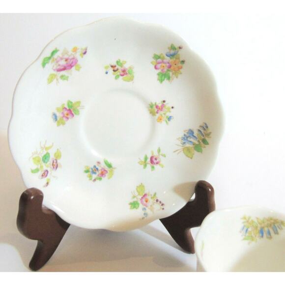 Royal Albert Dolly Varden Tea Cup & Saucer Set c1935 Pink Gold Chintz Bone China - Picture 4 of 8
